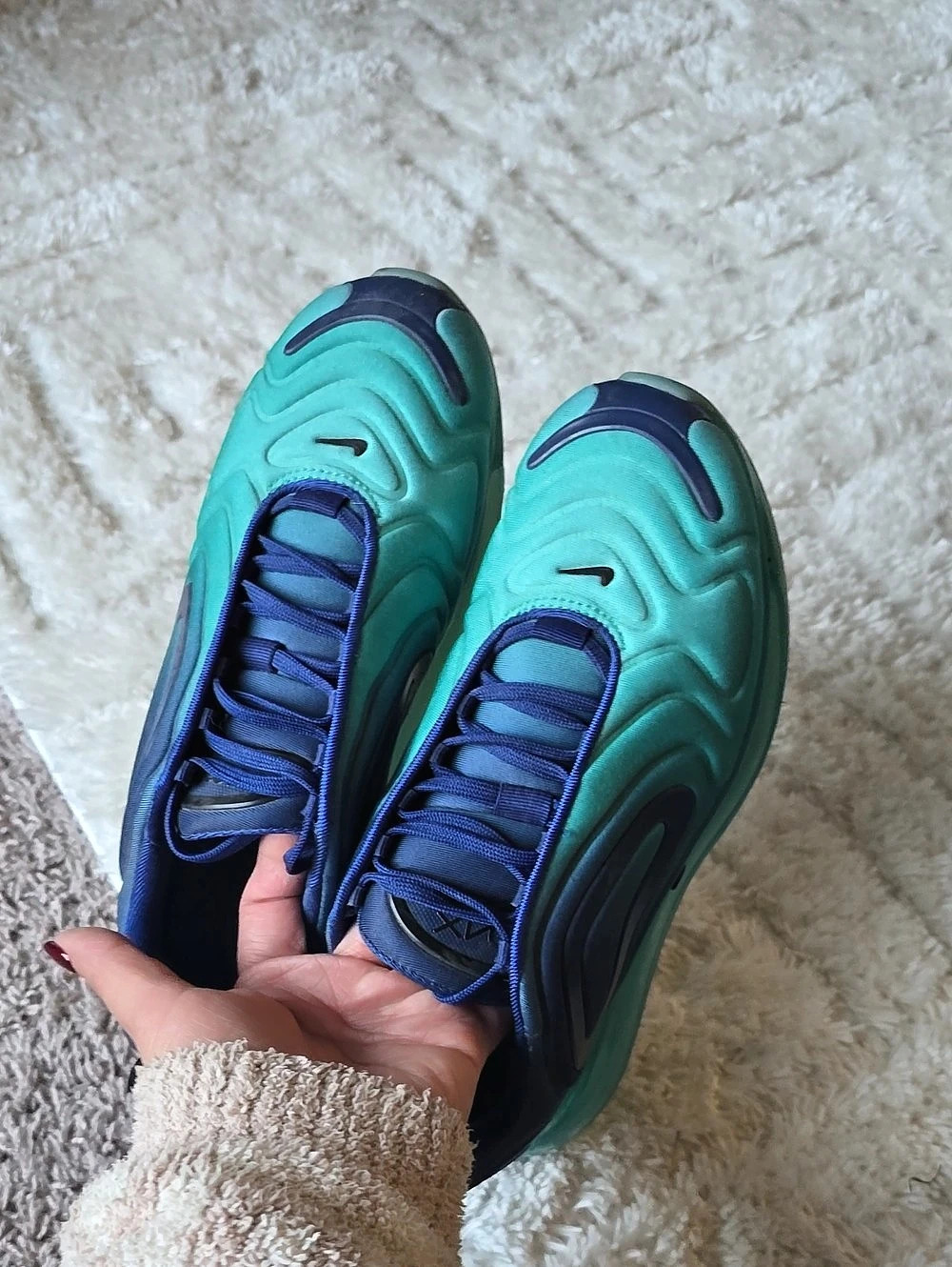 Nike Air Max 720 Blue & Green US 6Y Sneakers